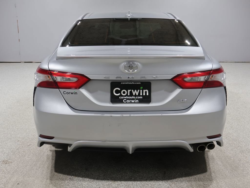Used 2018 Toyota Camry SE w/ Audio Package FWD video 3