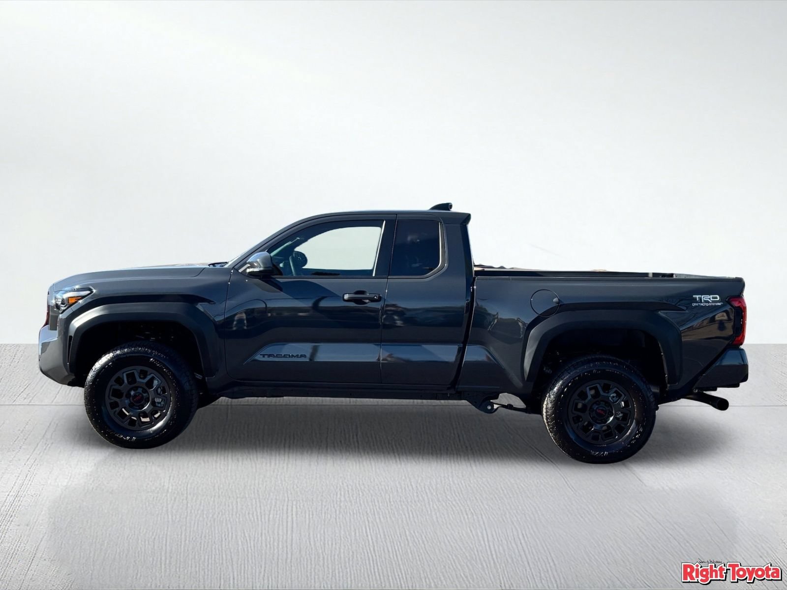 Certified 2025 Toyota Tacoma PreRunner RWD image 4