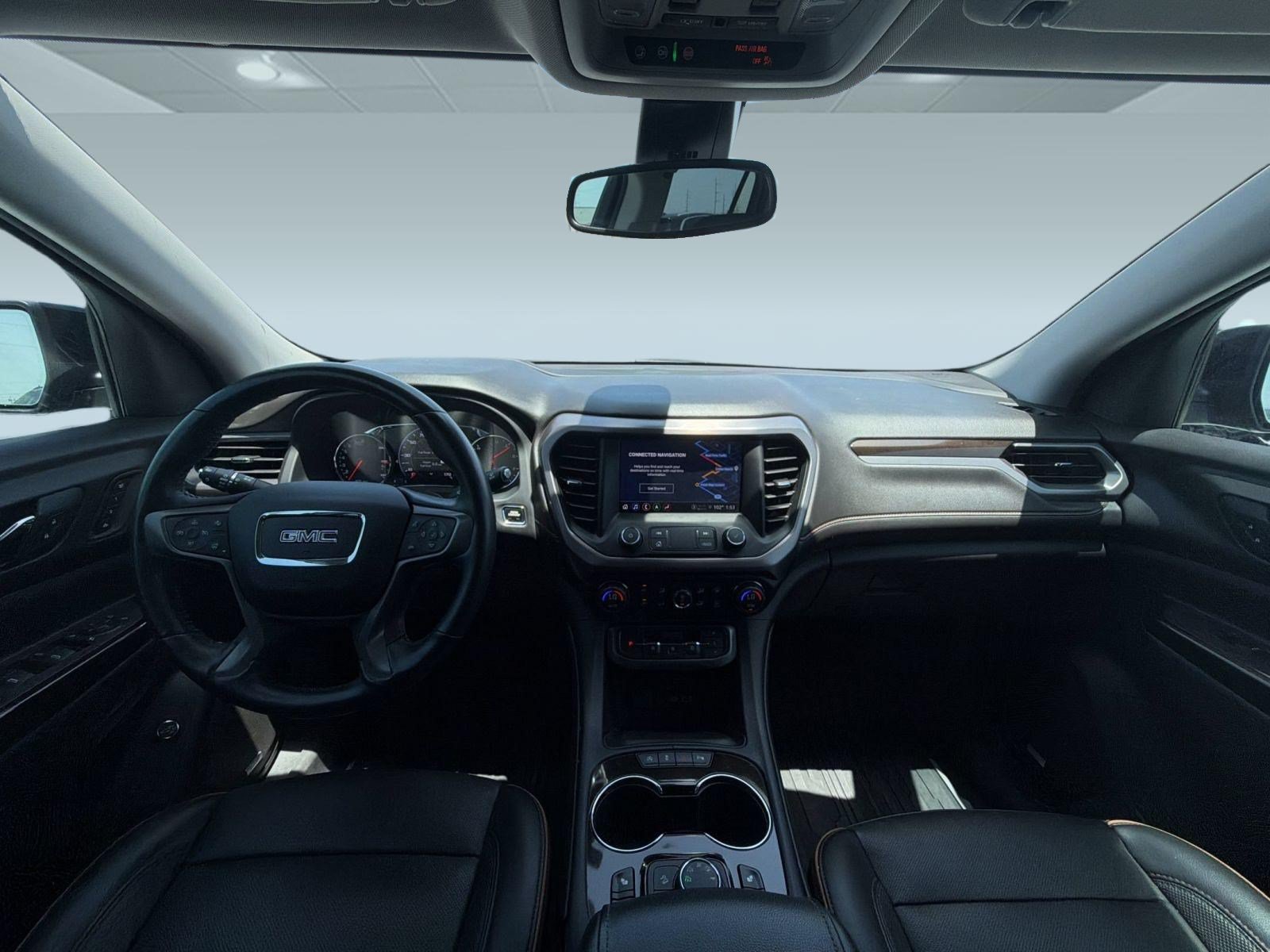 Used 2022 GMC Acadia AT4 w/ Technology Package AWD/4WD image 17