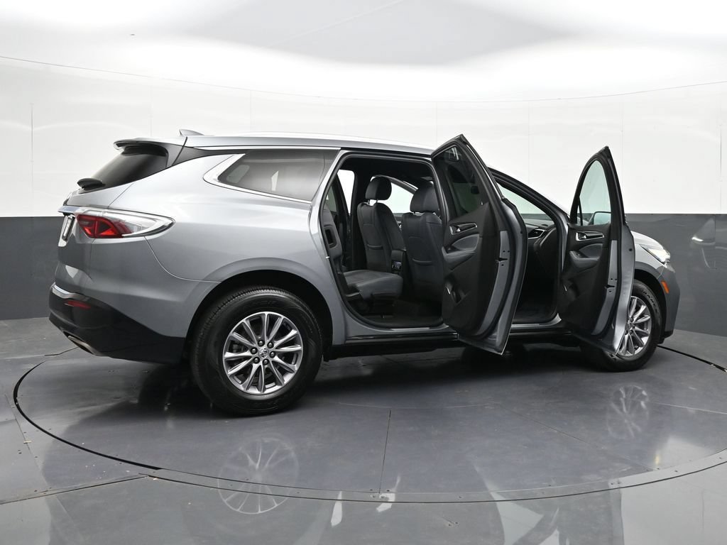 Used 2023 Buick Enclave Essence AWD/4WD image 39