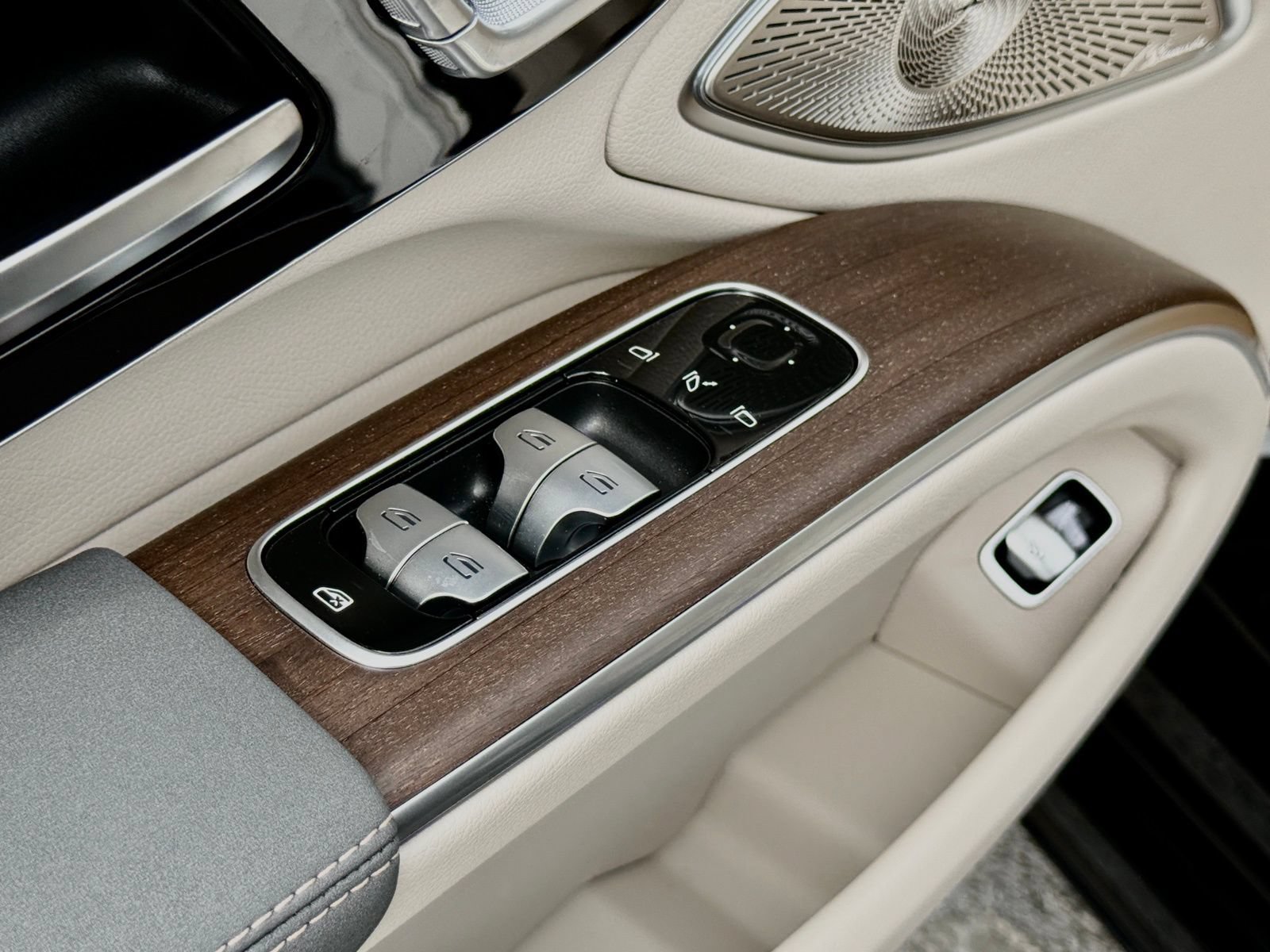 New 2026 Mercedes-Benz EQS 580 4MATIC Sedan image 20