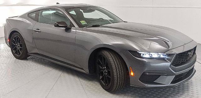 Certified 2025 Ford Mustang Coupe RWD image 1