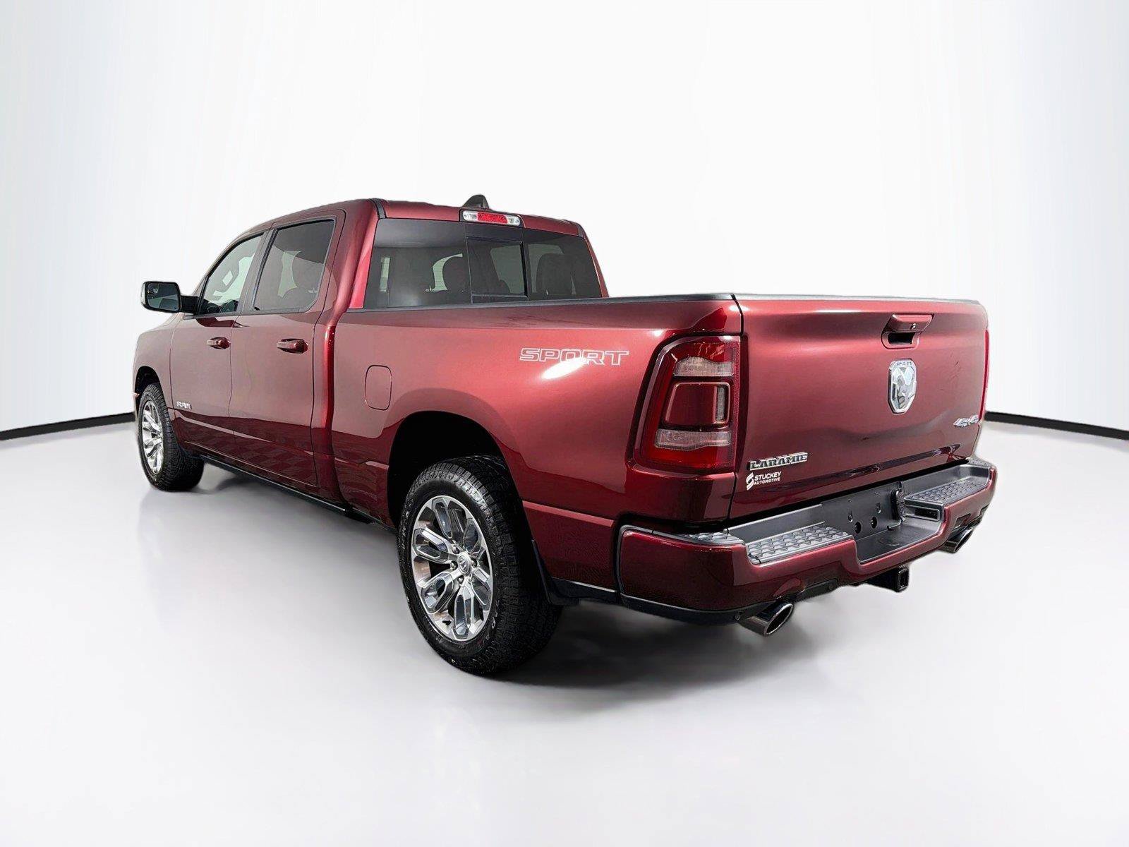 Used 2023 RAM 1500 Laramie AWD/4WD image 9