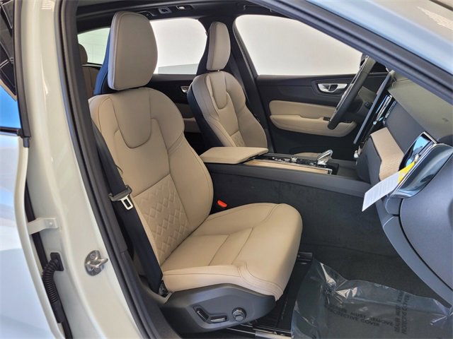 New 2026 Volvo XC60 B5 Plus w/ Protection Package Premier image 15