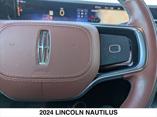 Used 2024 Lincoln Nautilus Black Label image 15