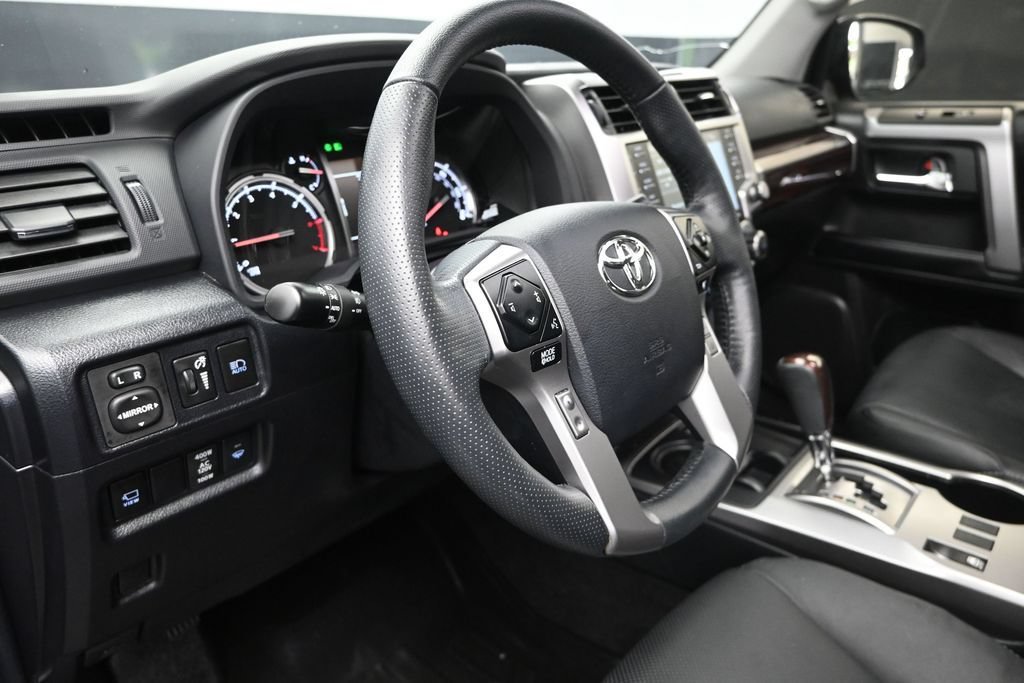 Used 2024 Toyota 4Runner Limited RWD image 12
