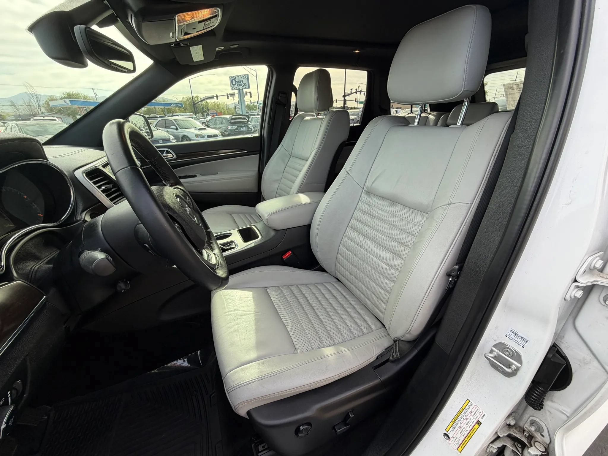 Used 2018 Jeep Grand Cherokee Limited RWD image 9