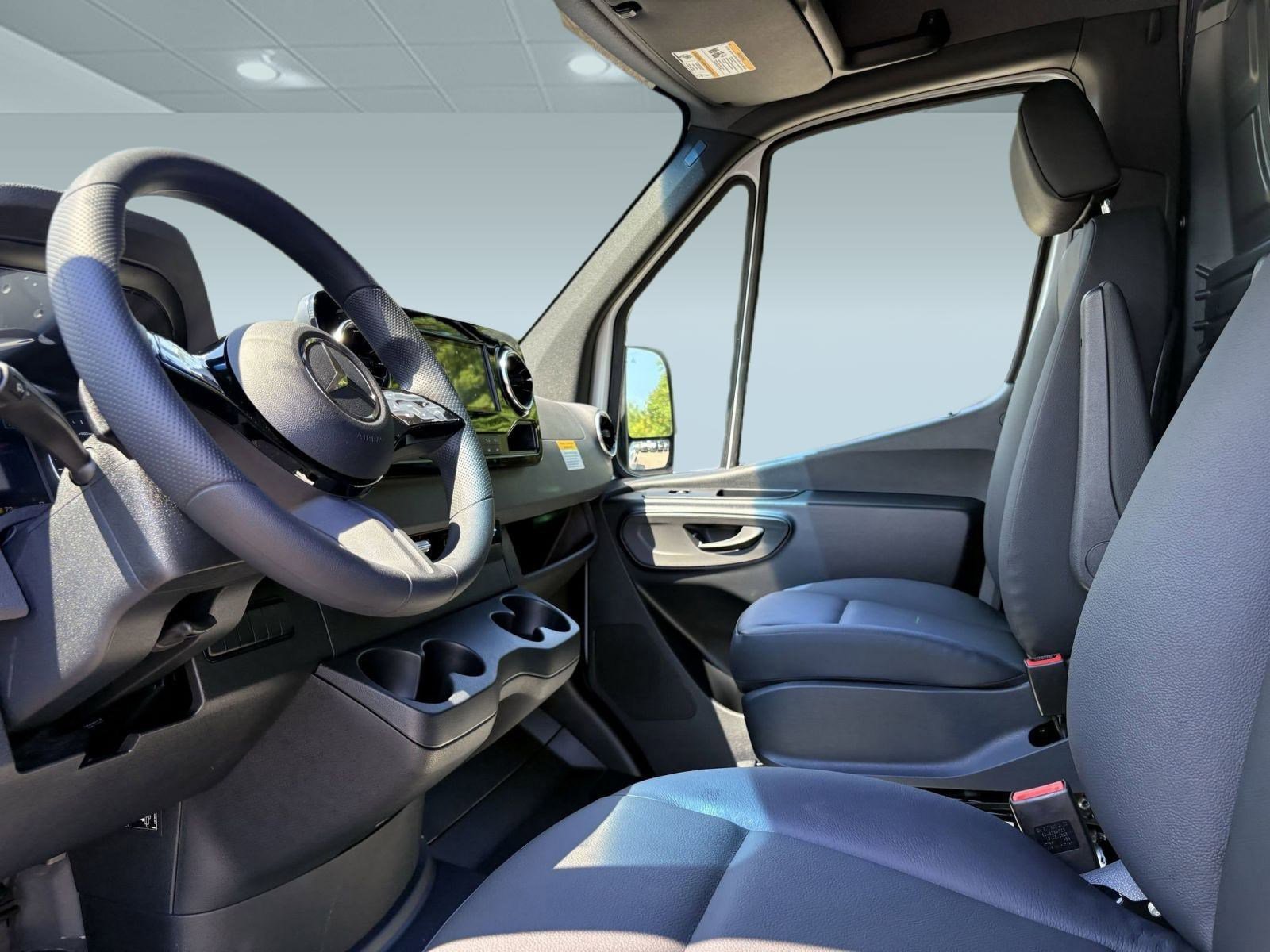 New 2025 Mercedes-Benz Sprinter 2500 image 20