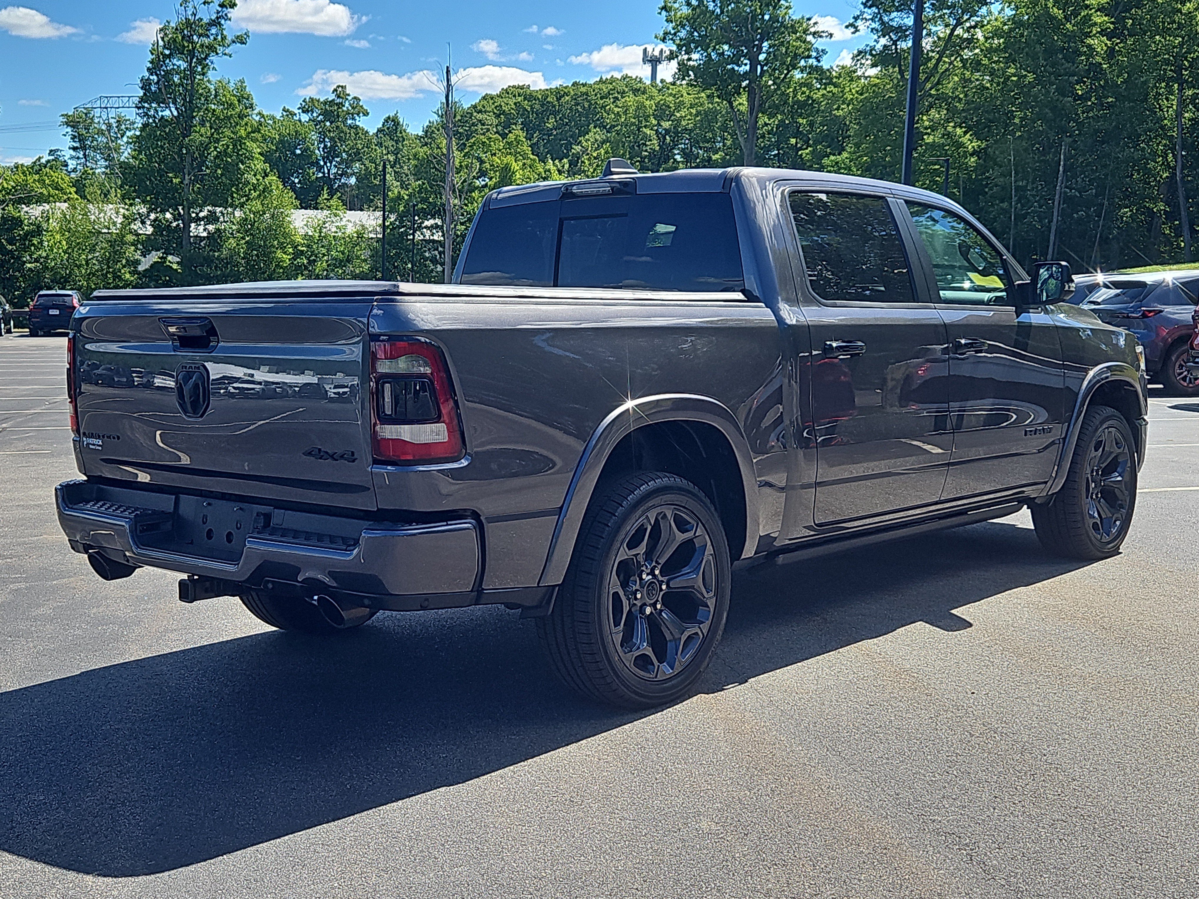 Used 2023 RAM 1500 Limited AWD/4WD image 11