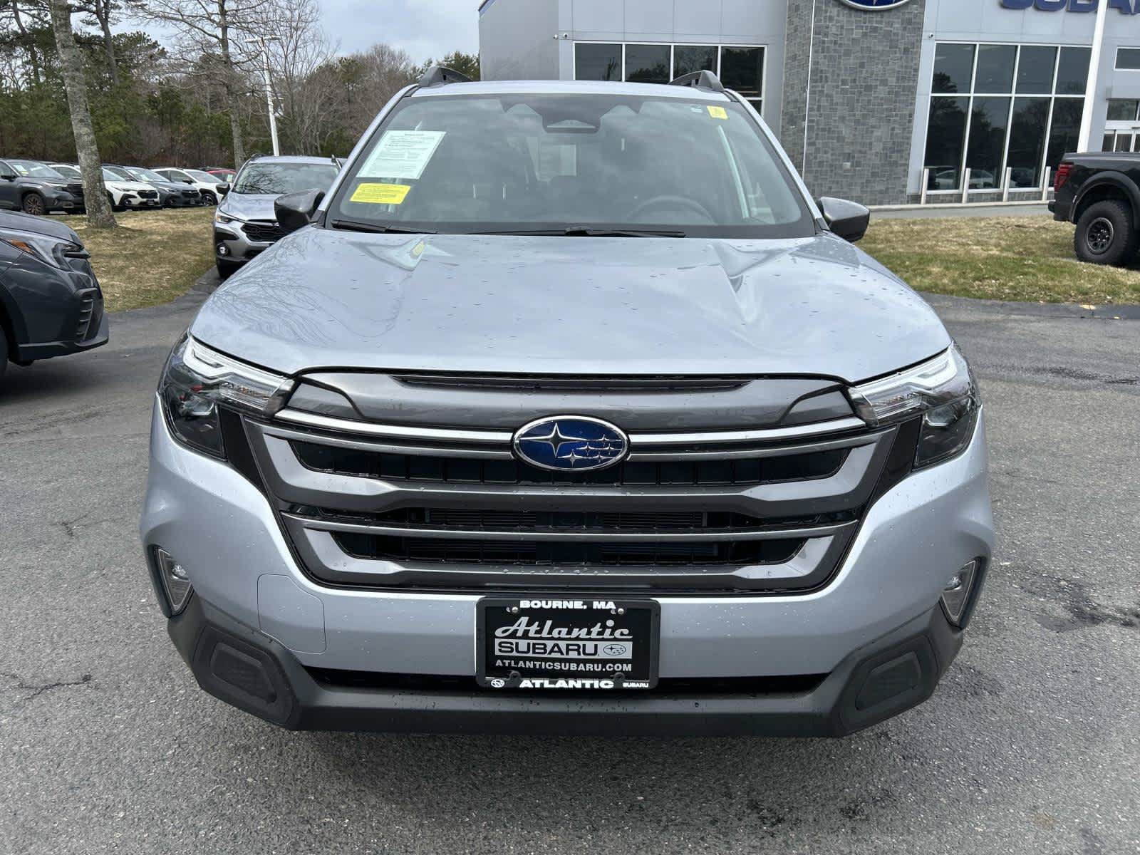 Used 2025 Subaru Forester Premium AWD/4WD image 8