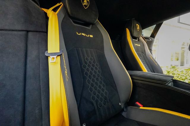 Used 2023 Lamborghini Urus Performante image 97