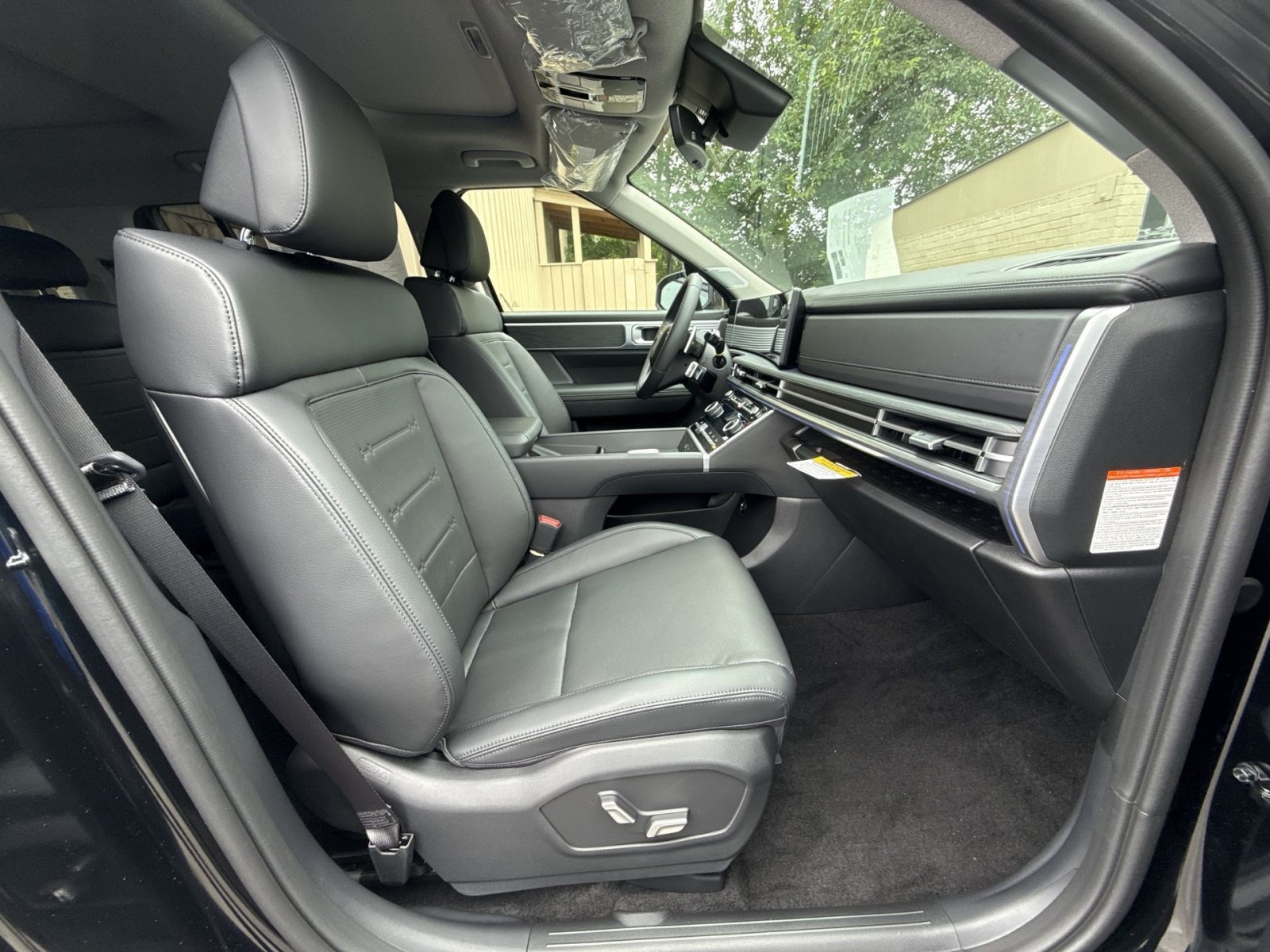 New 2027 Hyundai Santa Fe Limited FWD image 28