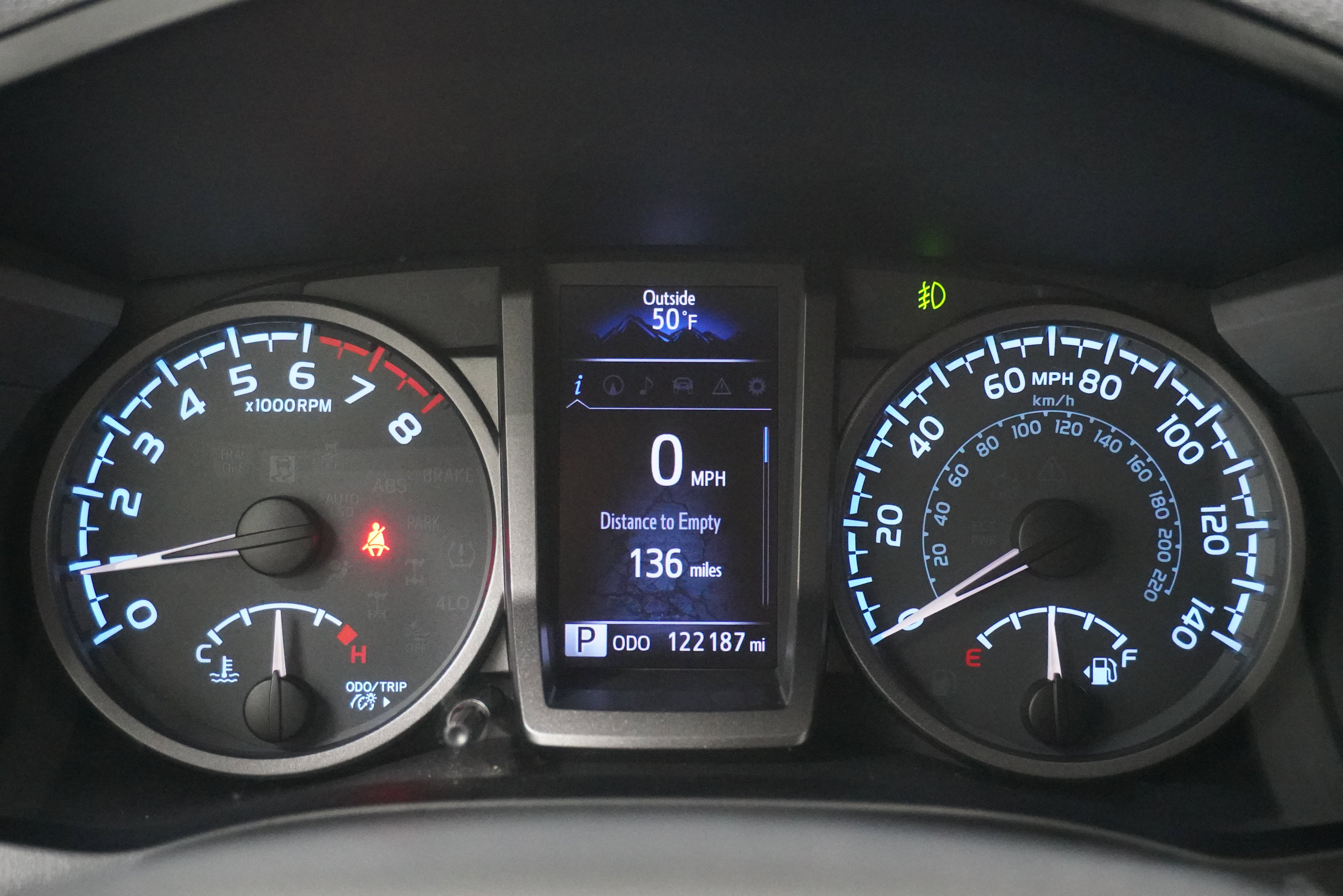 Used 2018 Toyota Tacoma TRD Off-Road w/ Technology Package AWD/4WD image 14