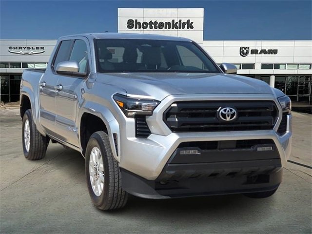 Used 2024 Toyota Tacoma SR5 image 1