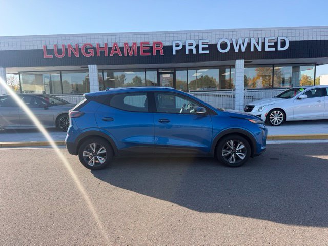 Used 2023 Chevrolet Bolt EUV LT w/ Convenience Package FWD image 5