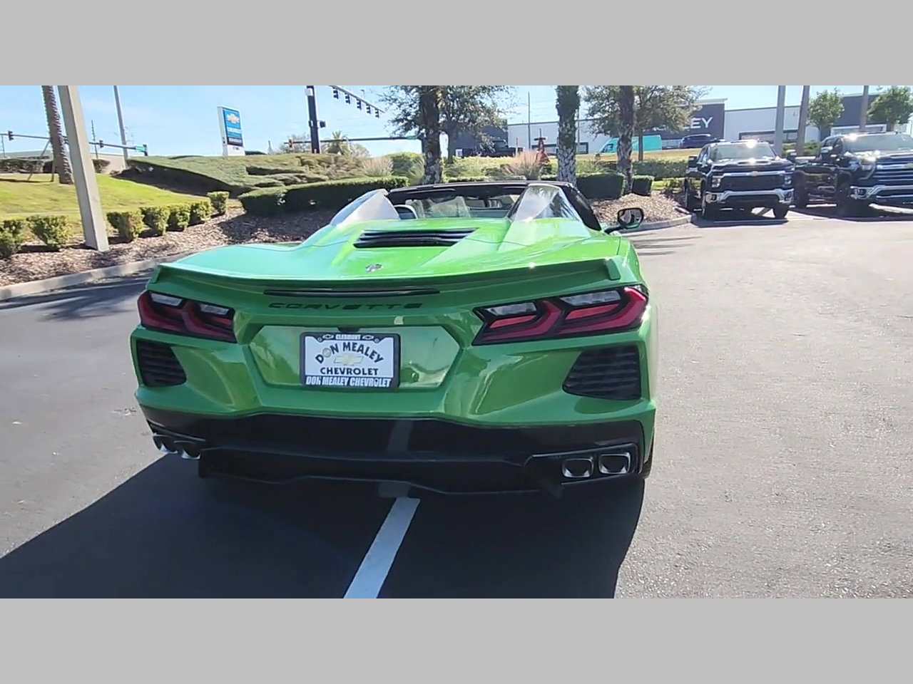 New 2026 Chevrolet Corvette Stingray Convertible w/ 1LT image 18