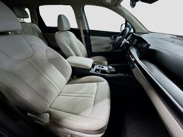 Used 2025 Kia Sorento EX w/ EX Panoramic Sunroof Package AWD/4WD image 30