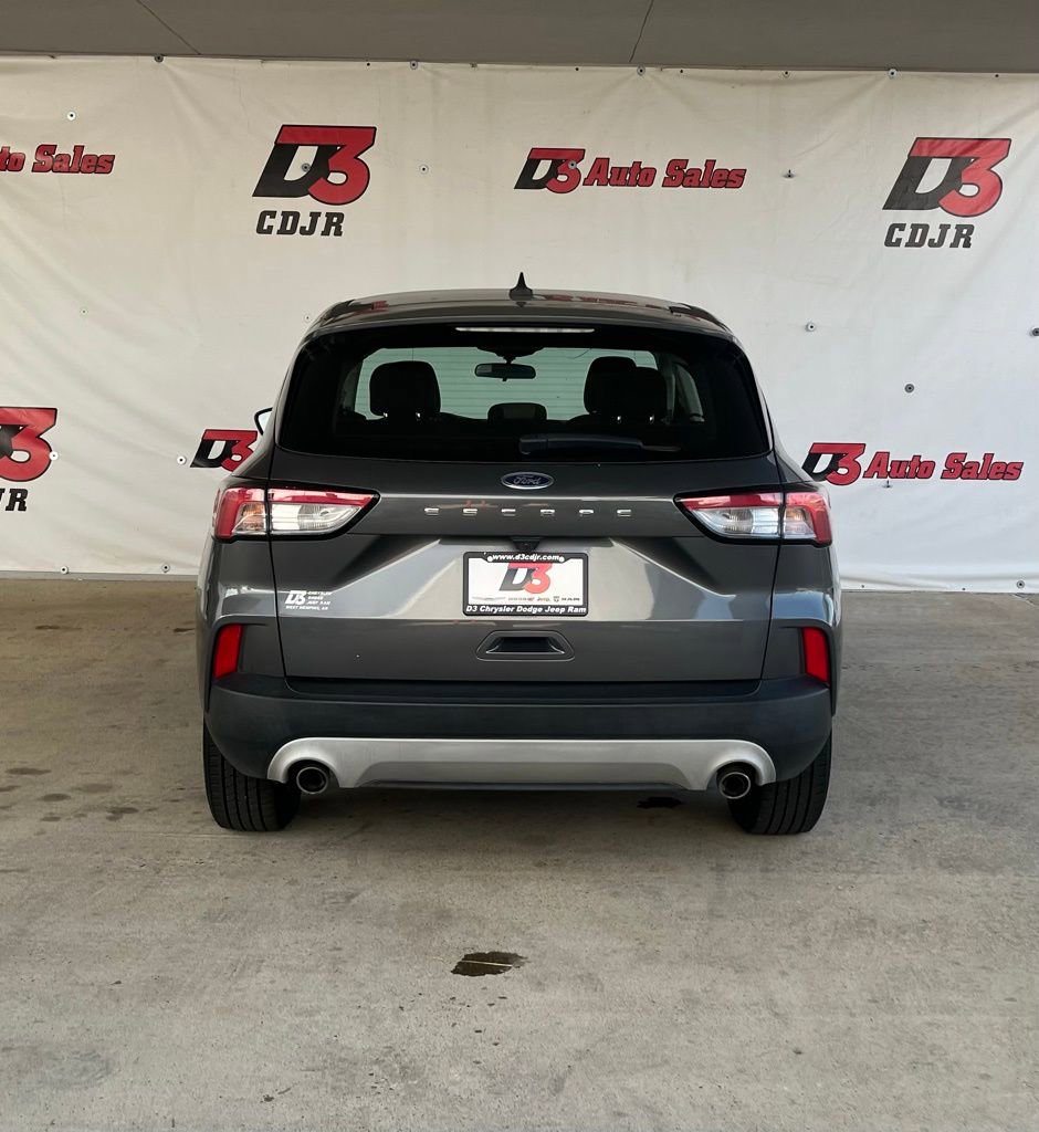 Used 2021 Ford Escape S image 3