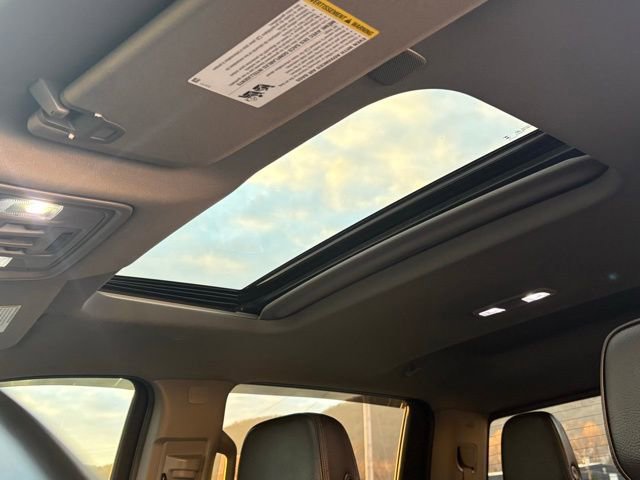 Used 2024 GMC Sierra 2500 Denali w/ Denali Reserve Package image 41