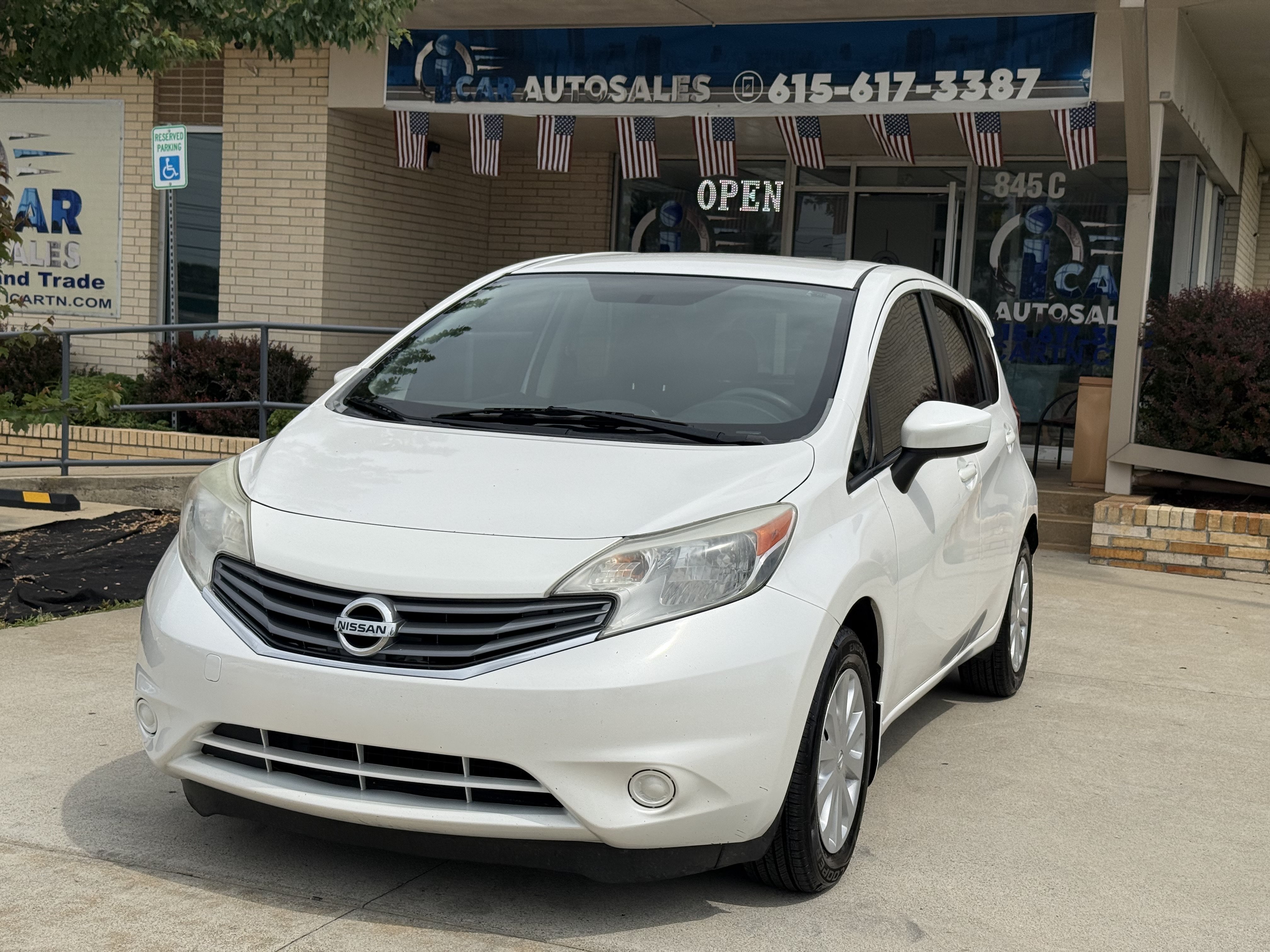 Used 2015 Nissan Versa Note S Plus FWD image 1