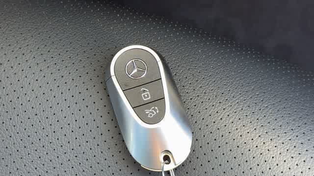 Certified 2026 Mercedes-Benz GLC 300 4MATIC image 38