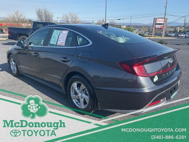 Used 2021 Hyundai Sonata SE FWD image 2