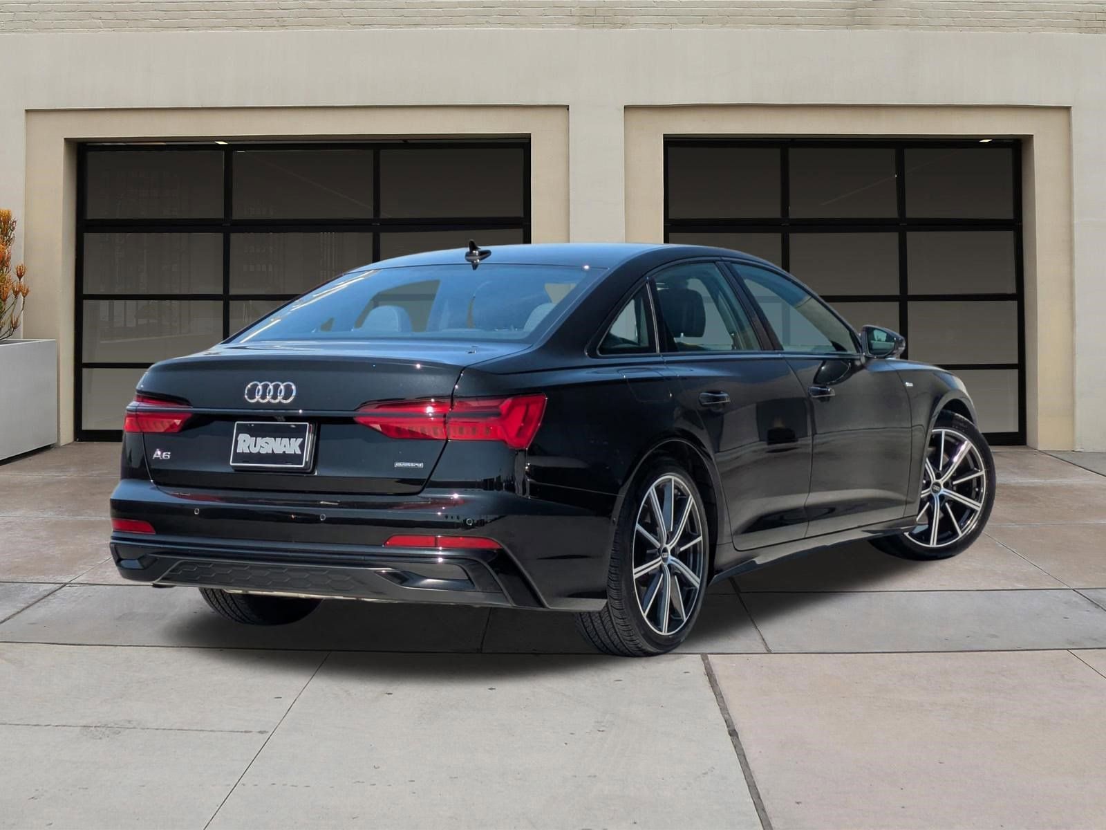 Used 2025 Audi A6 Premium Plus w/ Premium Plus Package image 4