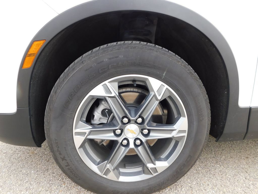 Used 2025 Chevrolet Blazer LT image 10