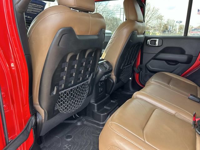 Used 2023 Jeep Wrangler Unlimited Rubicon w/ Cold Weather Group image 19