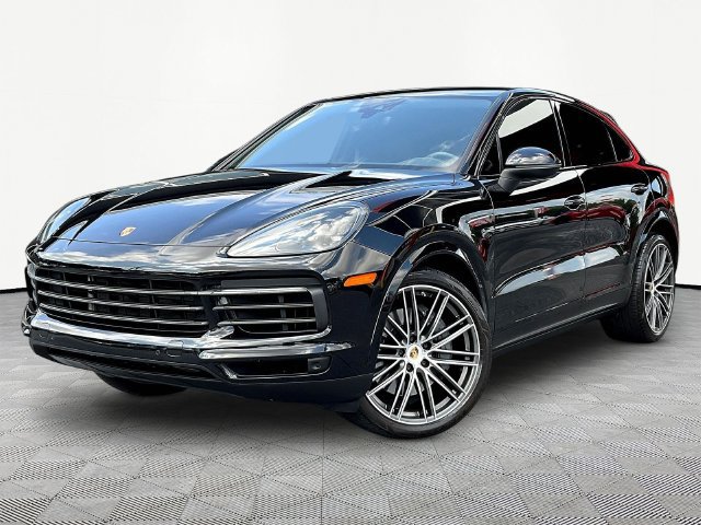 Used 2023 Porsche Cayenne S AWD/4WD image 3