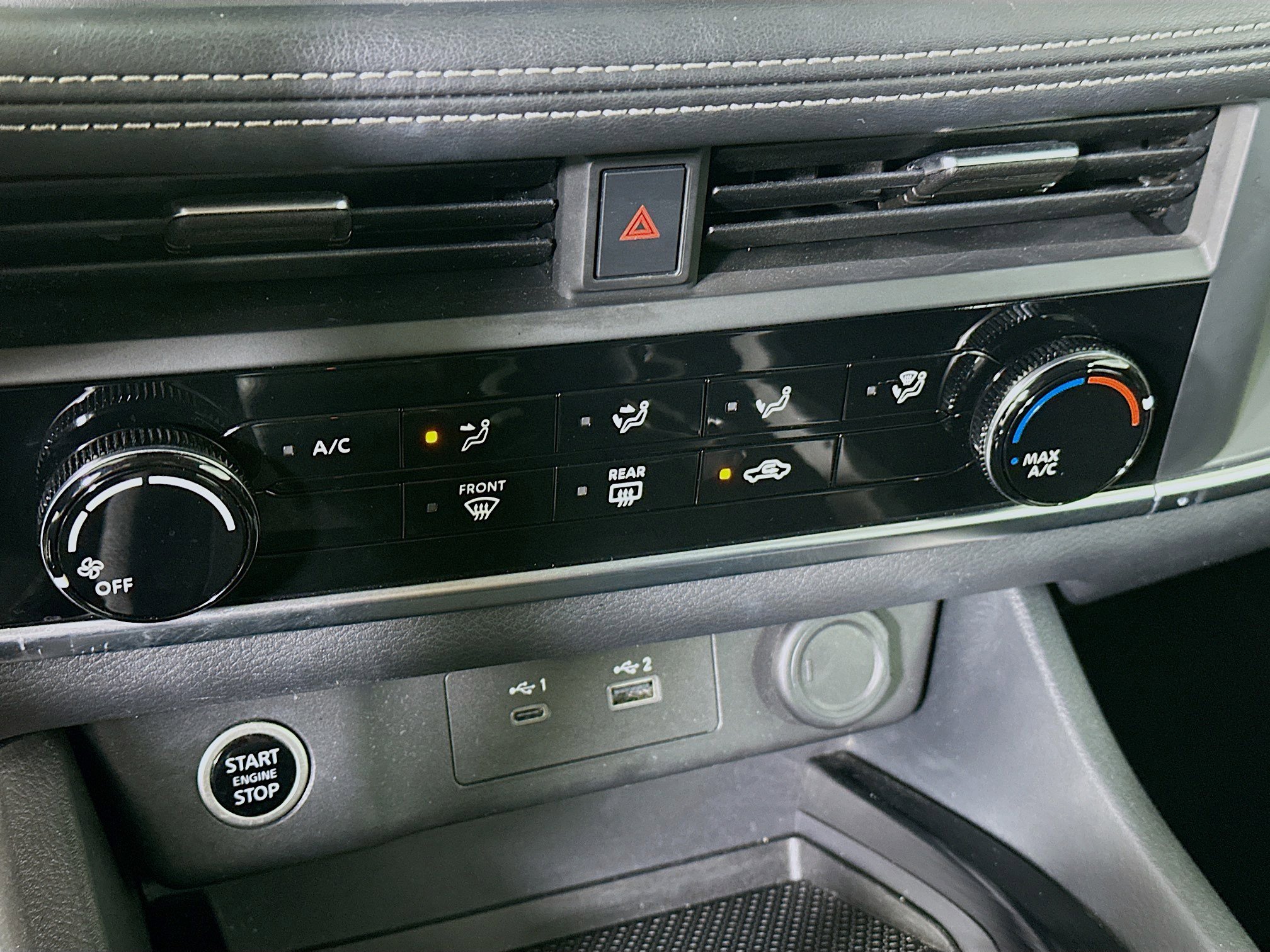 Used 2023 Nissan Rogue S image 23