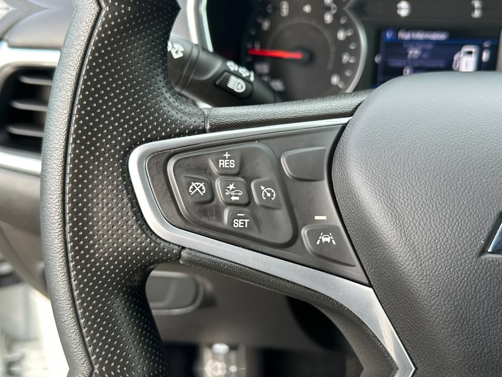 Used 2023 Chevrolet Equinox LT FWD image 26