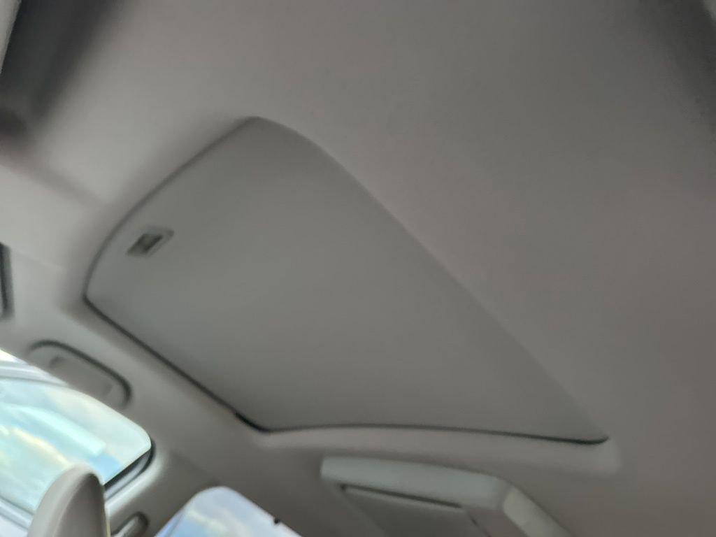 Used 2019 Honda Pilot Touring image 4