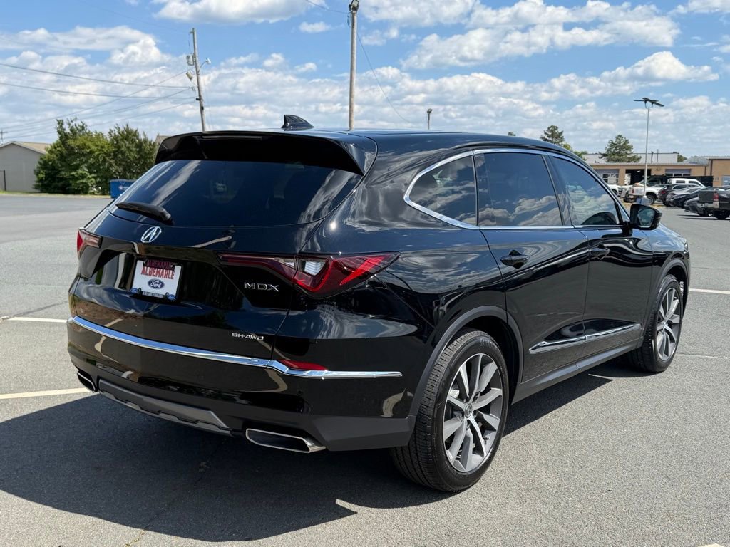 Used 2025 Acura MDX SH-AWD w/ Technology Package image 3