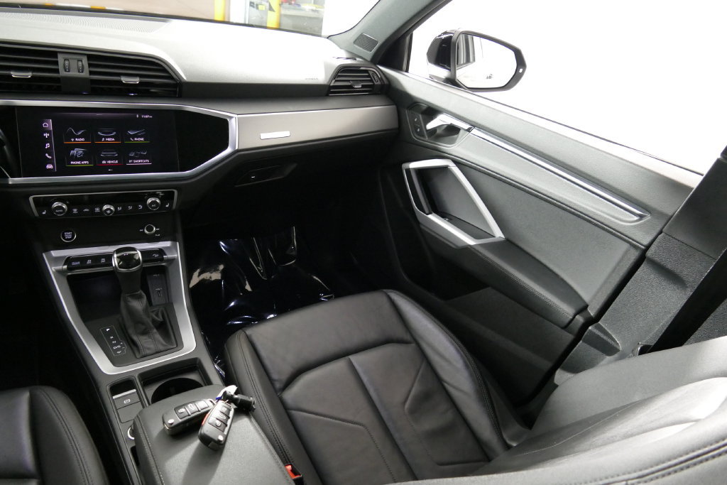 Used 2021 Audi Q3 2.0T Premium AWD/4WD image 24