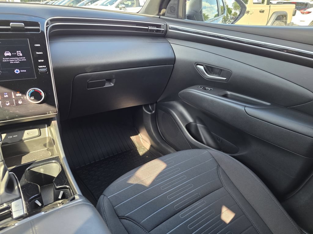 Used 2024 Hyundai Santa Cruz SE FWD image 13