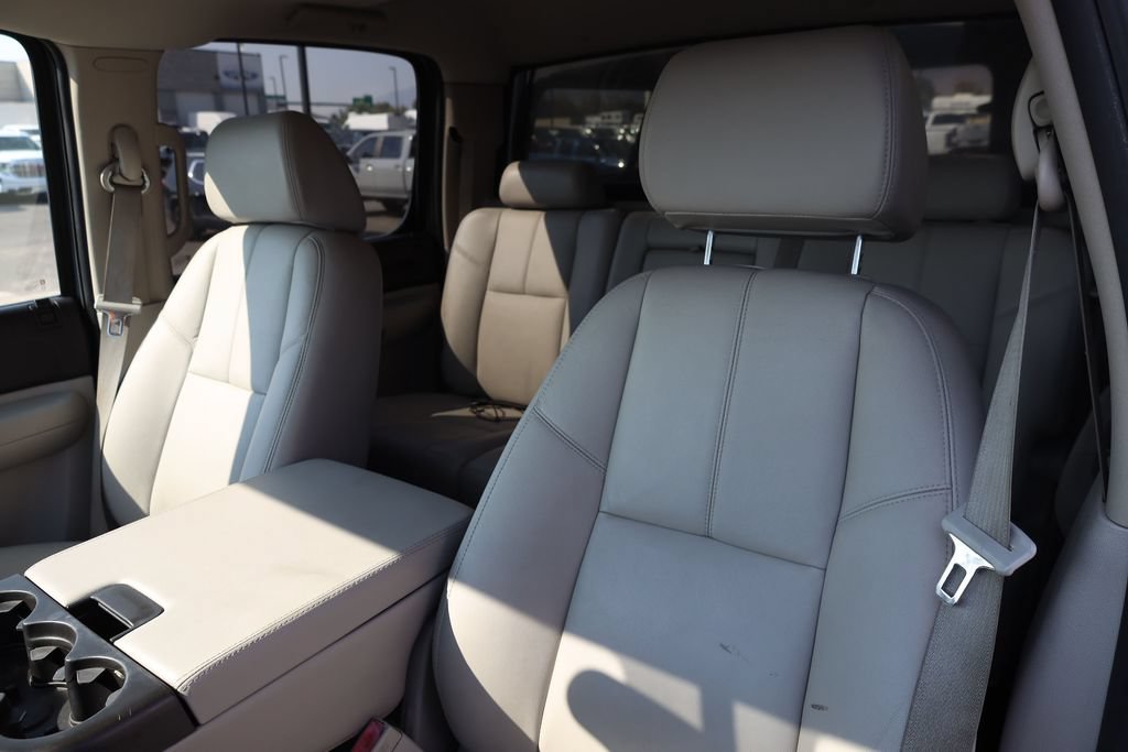 Used 2009 Chevrolet Silverado 1500 LT w/ Regional Value Package RWD image 16