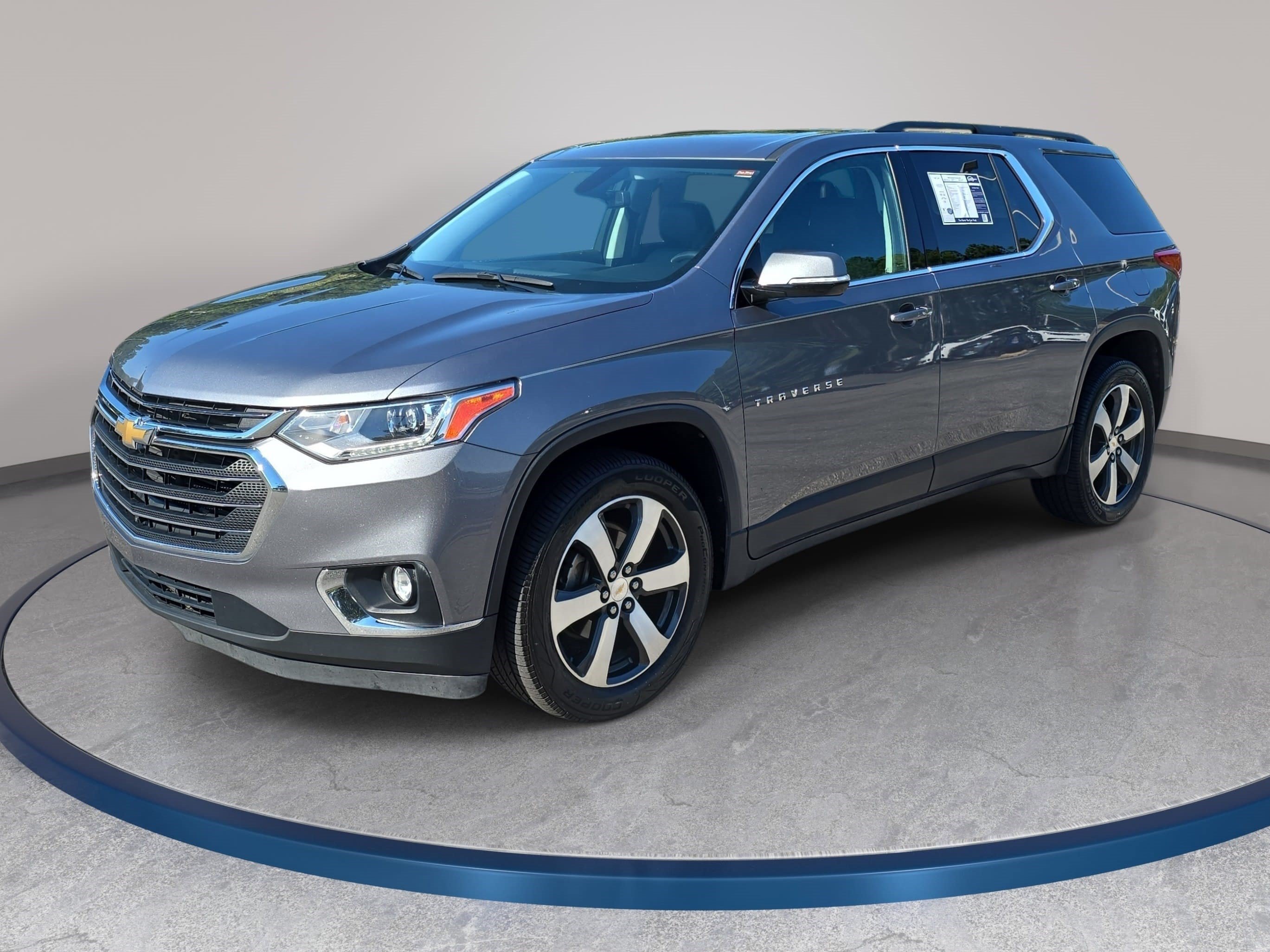 Used 2019 Chevrolet Traverse LT w/ LT Premium Package
