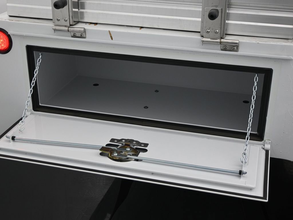 New 2025 Ford F450 XL w/ XL Chrome Package image 25