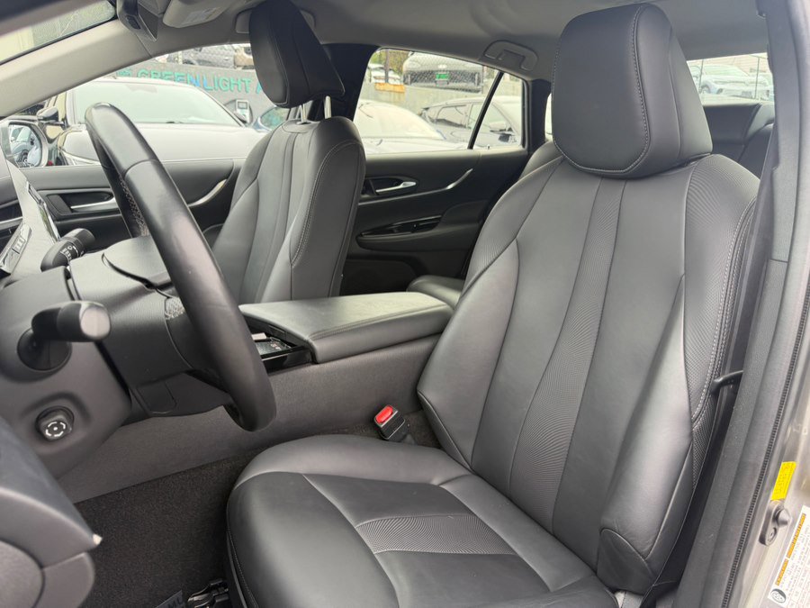 Used 2023 Toyota Mirai w/ Advanced Technology Package RWD image 21