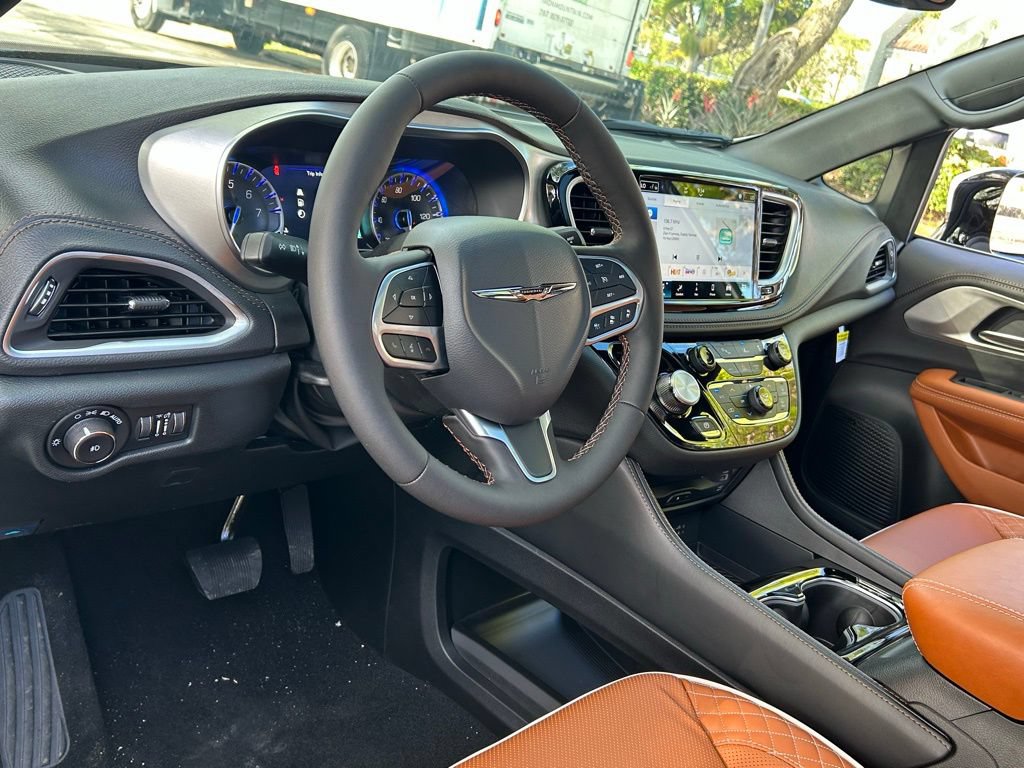 New 2026 Chrysler Pacifica Pinnacle AWD/4WD image 49