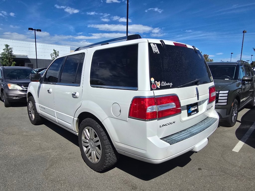 Used 2013 Lincoln Navigator 4WD w/ HD Trailer Tow Pkg image 3