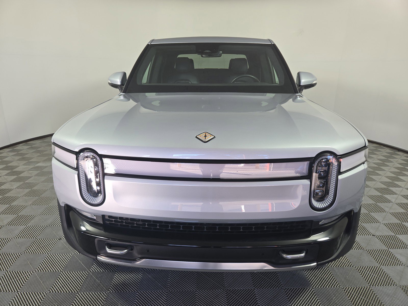 Used 2022 Rivian R1T Launch Edition image 8