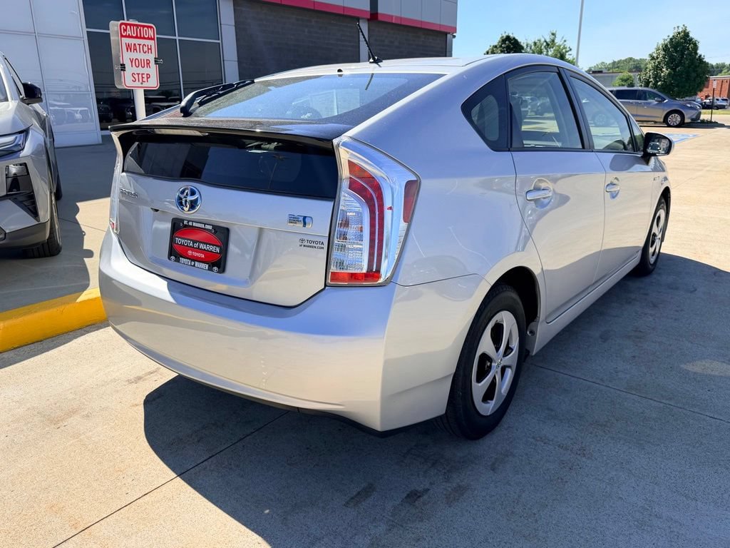Used 2015 Toyota Prius Two FWD image 4
