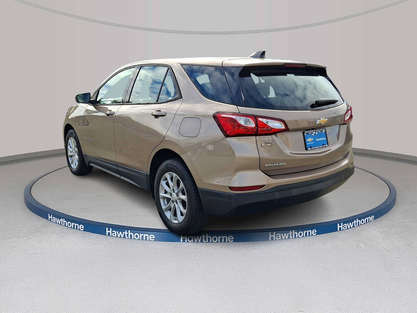 Used 2019 Chevrolet Equinox LS AWD/4WD image 4