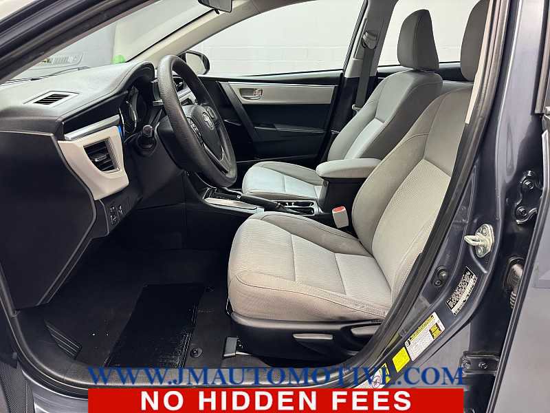 Used 2015 Toyota Corolla LE image 12