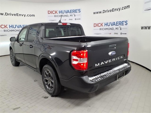 Used 2022 Ford Maverick XLT w/ Equipment Group 300A Standard image 2