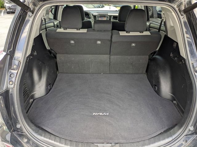 Used 2017 Toyota RAV4 XLE AWD/4WD image 26