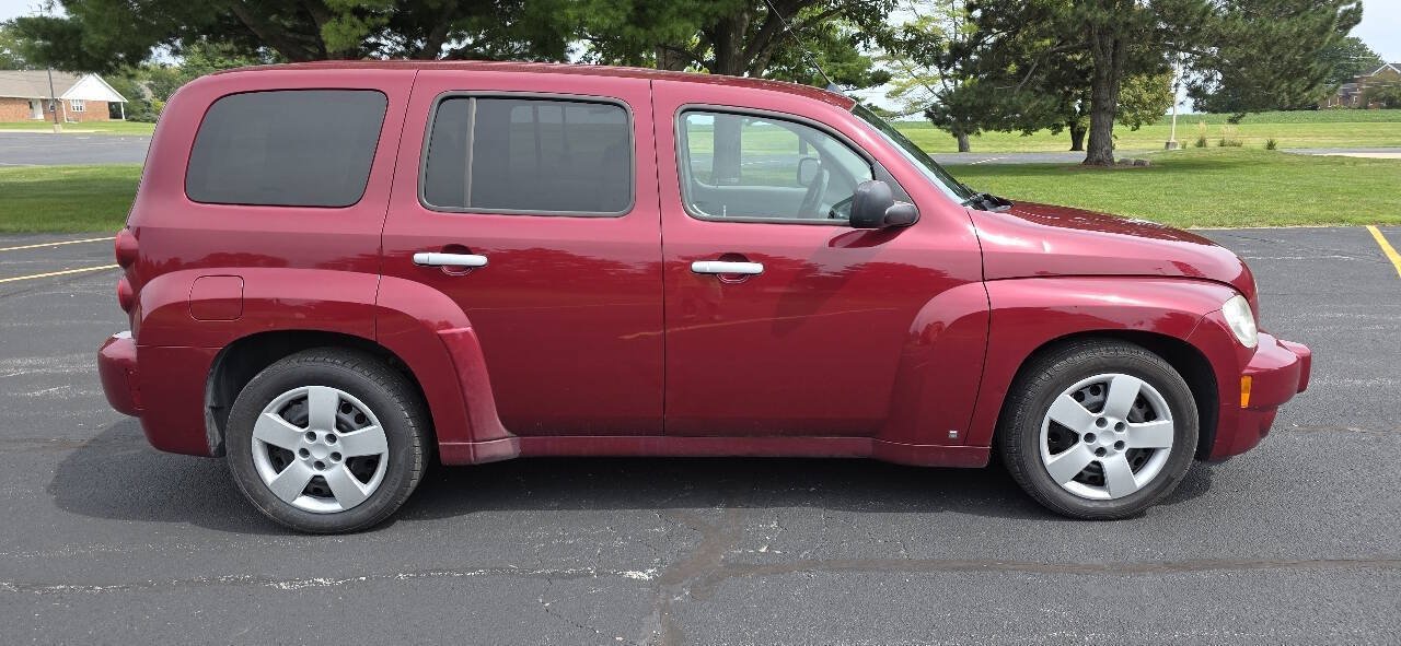 Used 2007 Chevrolet HHR LS FWD image 2