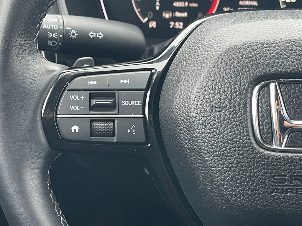 Used 2025 Honda Civic Sport image 16